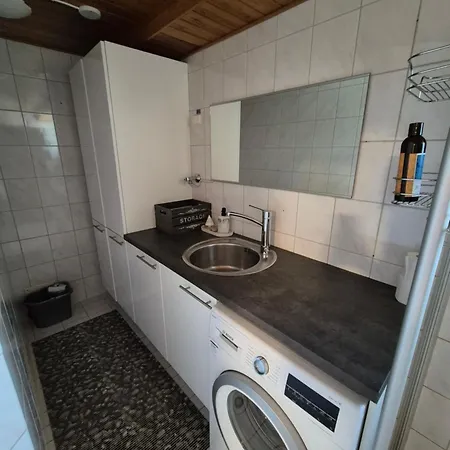 Mosahiisi Charming Poolside Getaway 民宿 *