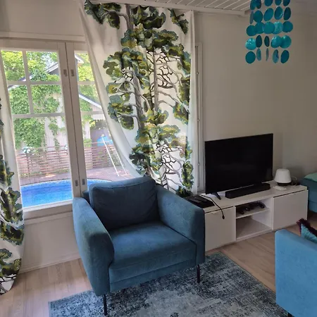 Mosahiisi Charming Poolside Getaway Homestay *